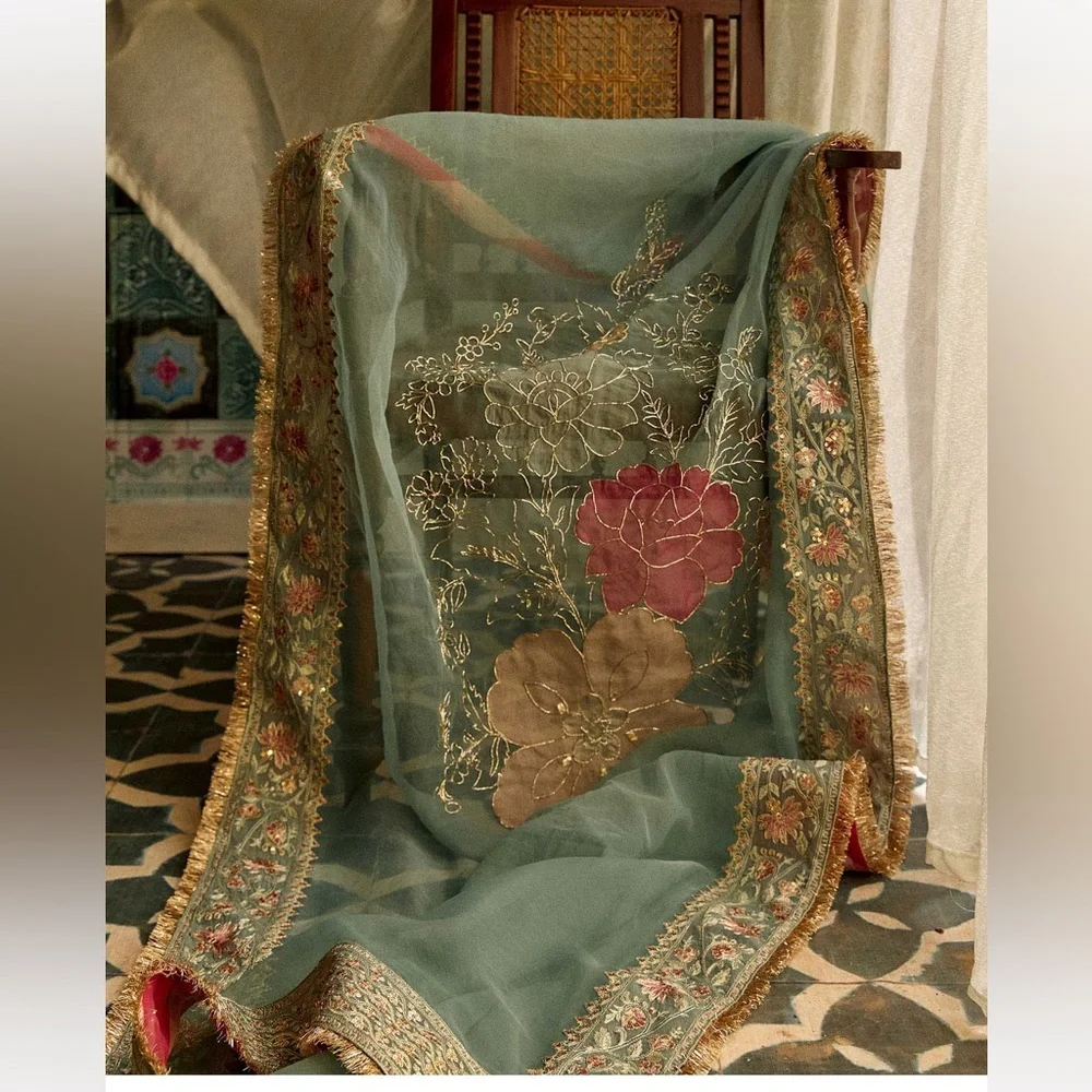 Zara Shahjahan Asmaani Lehenga Set - Picture 7 of 15